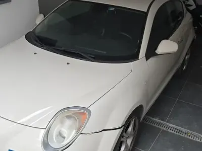 Usata Alfa Romeo MiTo 70 CV (51 kW) 2009 Utilitaria