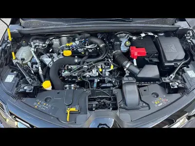 Usata Renault Captur Intens 100 CV (73 kW) 2023 Grigio scuro SUV