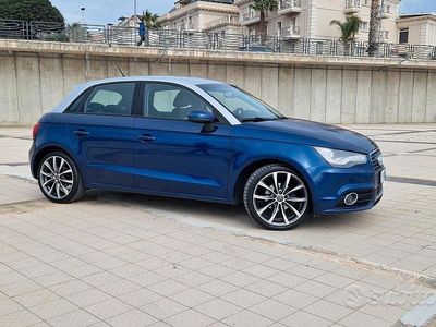 Usata Audi A1 Sportback Ambition 90 CV (66 kW) 2013 Blu Utilitaria