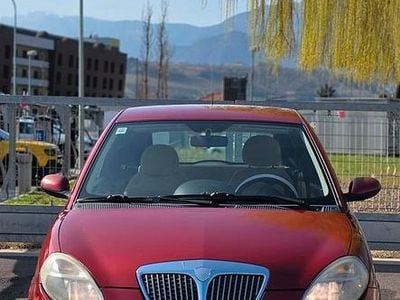 Usata Lancia Ypsilon 2004 Rosso Utilitaria