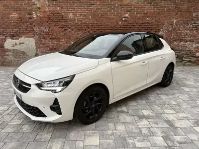 Usata Opel Corsa GS Line 101 CV (74 kW) 2021 Utilitaria