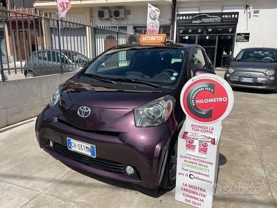 Usata Toyota iQ Sol 68 CV (50 kW) 2009 Viola Utilitaria