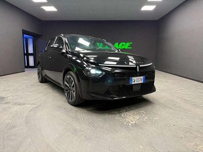 Usata Lancia Ypsilon 101 CV (74 kW) 2024 Nero Utilitaria