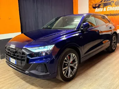 Usata Audi Q8 231 CV (169 kW) 2022 Blu/azzurro SUV