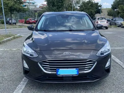 Usata Ford Focus Business Edition 101 CV (74 kW) 2018 Grigio Berlina