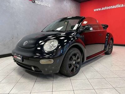 Usata VW New Beetle Cabriolet 101 CV (74 kW) 2005 Nero Cabrio