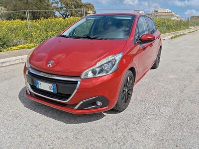 Usata Peugeot 208 82 CV (60 kW) 2018 Utilitaria