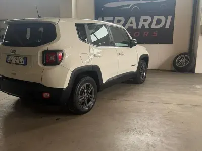 Usata Jeep Renegade 130 CV (95 kW) 2022 SUV