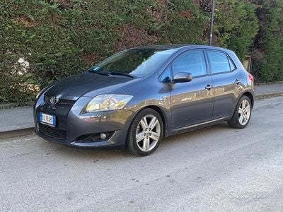 Usata Toyota Auris 177 CV (130 kW) 2007 Grigio Berlina