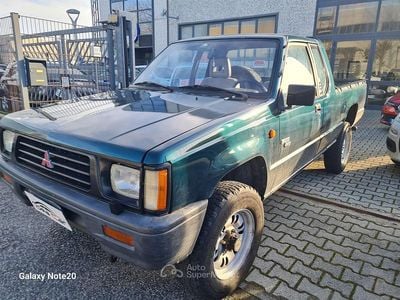 Usata Mitsubishi L200 99 CV (72 kW) 1996 Verde Pick-up