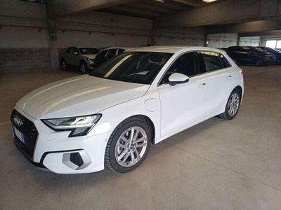 Usata Audi A3 Business 150 CV (110 kW) 2023 Bianco Berlina