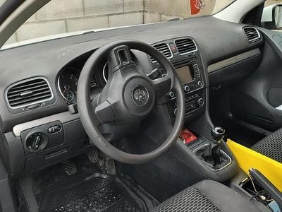 Usata VW Golf VII 105 CV (77 kW) 2012 Bianco Berlina