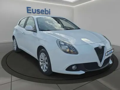 Usata Alfa Romeo Giulietta 120 CV (88 kW) 2016 Bianco Utilitaria