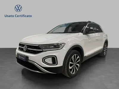 Usata VW T-Roc Style 110 CV (80 kW) 2023 Pure white nero SUV