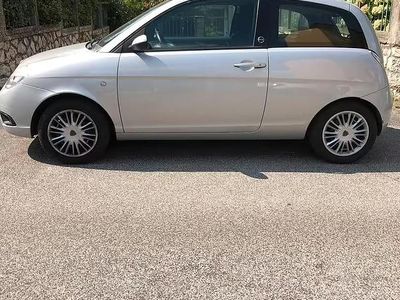 Usata Lancia Ypsilon 78 CV (57 kW) 2009 Grigio Utilitaria