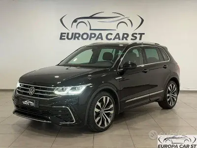 Usata VW Tiguan R-line 150 CV (110 kW) 2023 Nero SUV