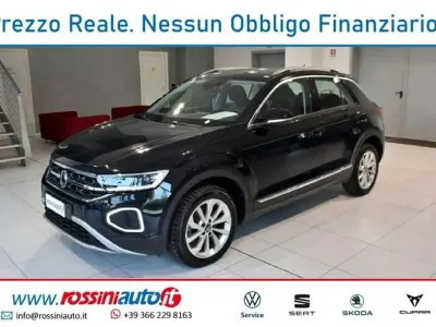 Usata VW T-Roc Style 150 CV (110 kW) 2022 Nero SUV