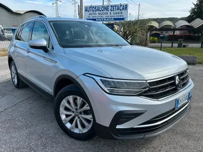 Gebraucht VW Tiguan Life 150 PS (110 kW) 2022 Silber SUV
