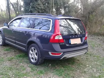 Usata Volvo XC70 163 CV (119 kW) 2011 Blu Station wagon