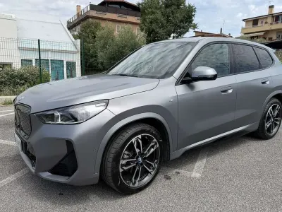 Usata BMW iX1 M Sport 153 kW (209 CV) 2024 Grigio SUV