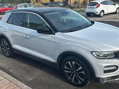 Usata VW T-Roc United 116 CV (85 kW) 2021 Bianco SUV