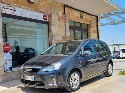 Käytetty Ford C-MAX