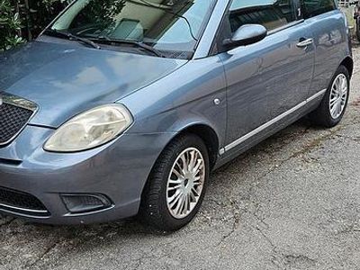 Usata Lancia Ypsilon 60 CV (44 kW) 2004 Utilitaria