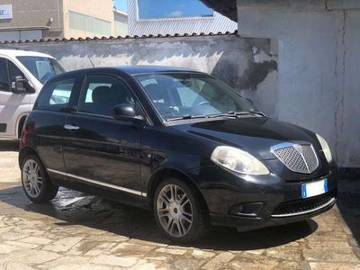 usata Lancia Ypsilon 1.2 8v Diva 69cv