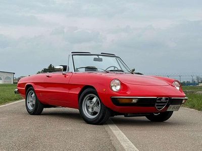 Usata Alfa Romeo GT Junior 88 CV (64 kW) 1975 Rosso Cabrio