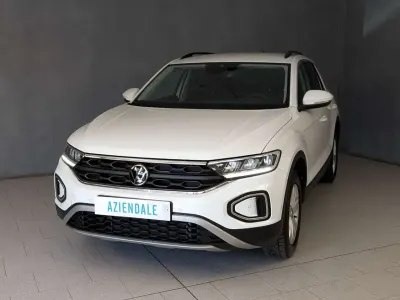 Usata VW T-Roc Life 110 CV (80 kW) 2023 Bianco SUV