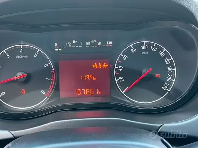 Usata Opel Corsa 69 CV (50 kW) 2017 Nero Utilitaria