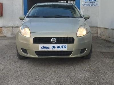 Usata Fiat Grande Punto 75 CV (55 kW) 2008 Oro Utilitaria