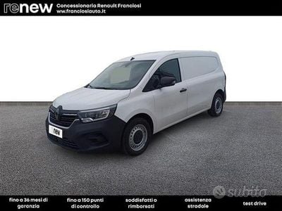 Usado Renault Kangoo 116 CV (85 kW) 2024 Blanco Monovolumen