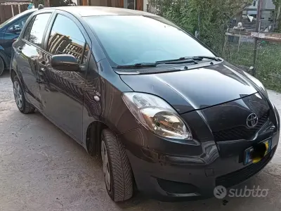 Usata Toyota Yaris 68 CV (50 kW) 2001 Berlina