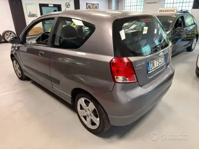 Usata Chevrolet Kalos Sport 72 CV (52 kW) 2008 Grigio Berlina