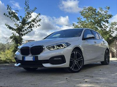Usata BMW 118 Advantage 150 CV (110 kW) 2020 Utilitaria