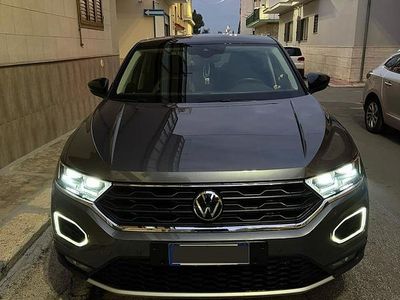 Usata VW T-Roc Advance 150 CV (110 kW) 2022 Grigio SUV