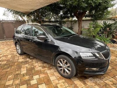 Usata Skoda Octavia Ambition 110 CV (80 kW) 2017 Nero Station wagon