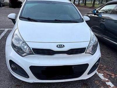 Usata Kia Rio EX 90 CV (66 kW) 2012 Bianco Berlina