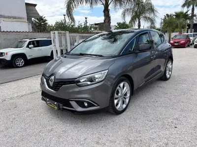 Usata Renault Scénic IV Intens 110 CV (80 kW) 2018 Grigio Monovolume