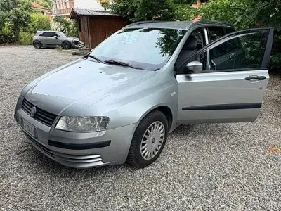 Usata Fiat Stilo 116 CV (85 kW) 2005 Grigio Station wagon