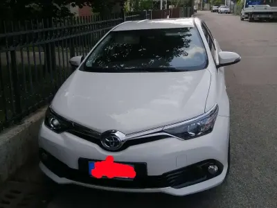 Second-hand Toyota Auris Hybrid