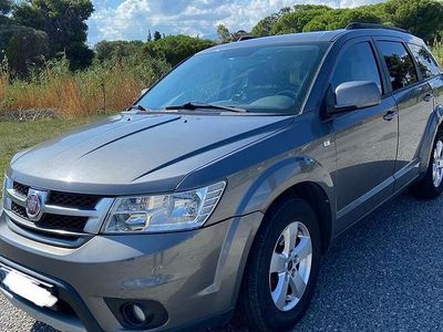 Usata Fiat Freemont 170 CV (125 kW) 2011 Grigio SUV