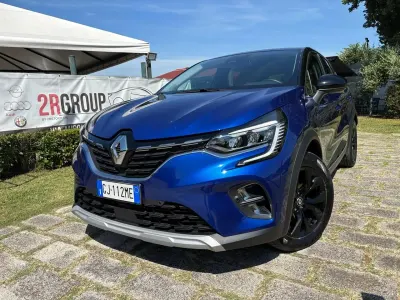 Usata Renault Captur Intens 93 CV (68 kW) 2022 Blu SUV