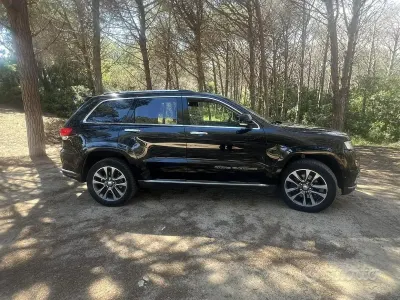 Usata Jeep Grand Cherokee Summit 250 CV (183 kW) 2017 Nero SUV