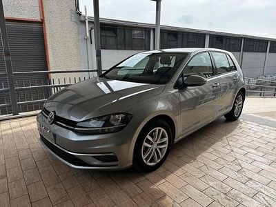 Usata VW Golf VII Sport 115 CV (84 kW) 2019 Grigio Berlina