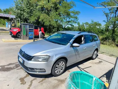 Usata VW Passat 140 CV (102 kW) 2011 Grigio Station wagon