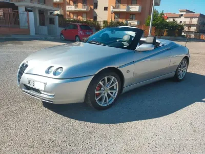 Usata Alfa Romeo Spider 150 CV (110 kW) 1996 Grigio Cabrio
