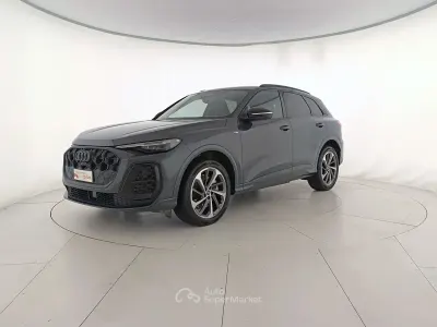 Usata Audi Q5 Ambiente 204 CV (150 kW) 2025 Grigio tambora metallico SUV