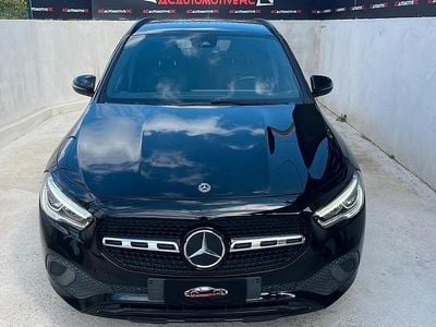 Usata Mercedes GLA200 150 CV (110 kW) 2020 Nero SUV